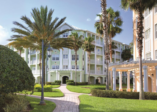 Located on popular International Drive, WorldMark Orlando - Kingstown Reef is just minutes from Orlando's theme parks, water parks, dinner theaters, fabulous shopping, golfing, restaurants and nightlife. A resort that combines Key West hospitality with each contemporary amenity.