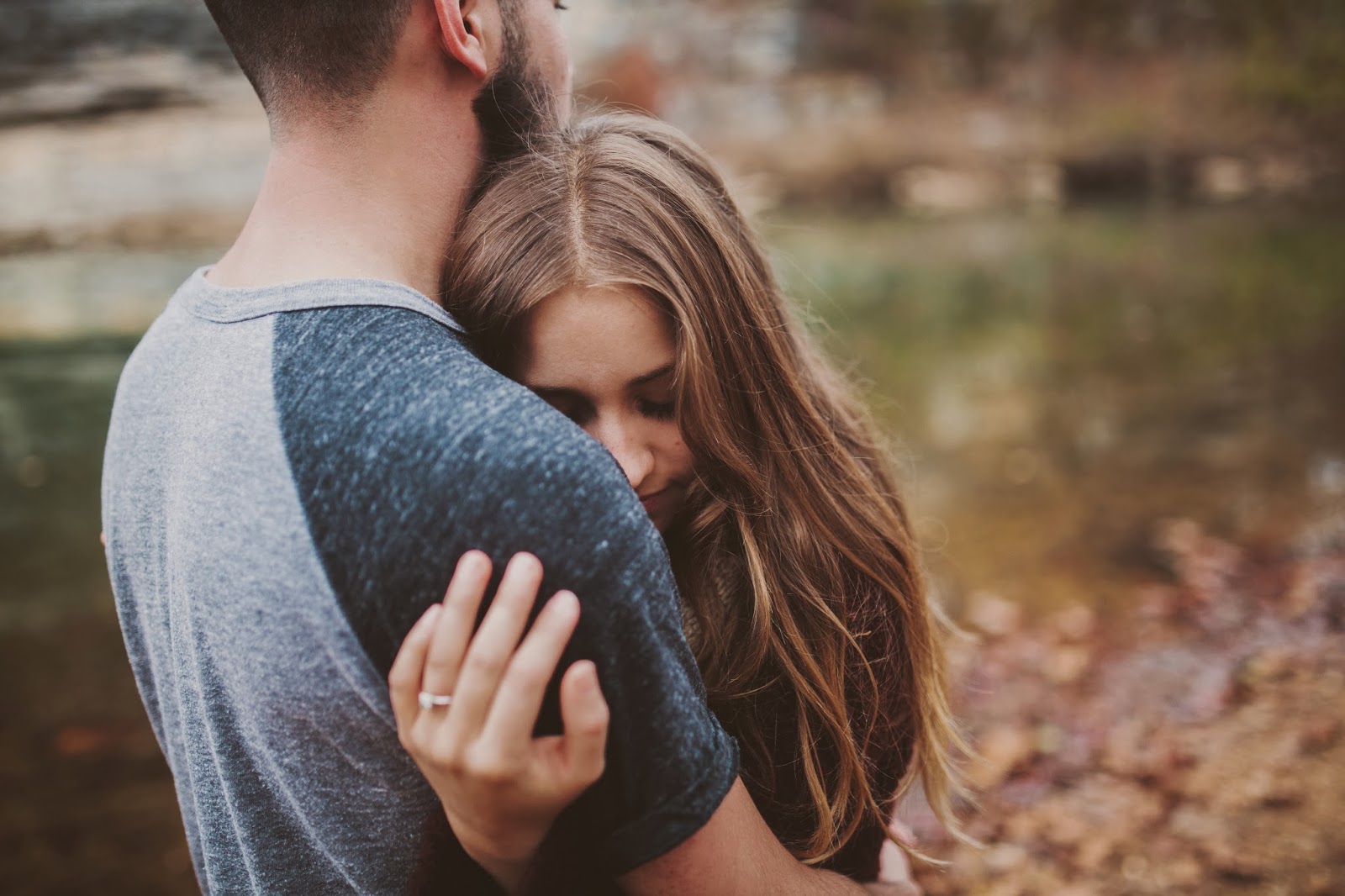 Влюбленные пары красивые картинки без лица обнимаются