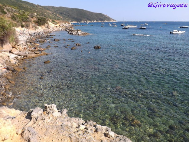 cala mar morto argentario