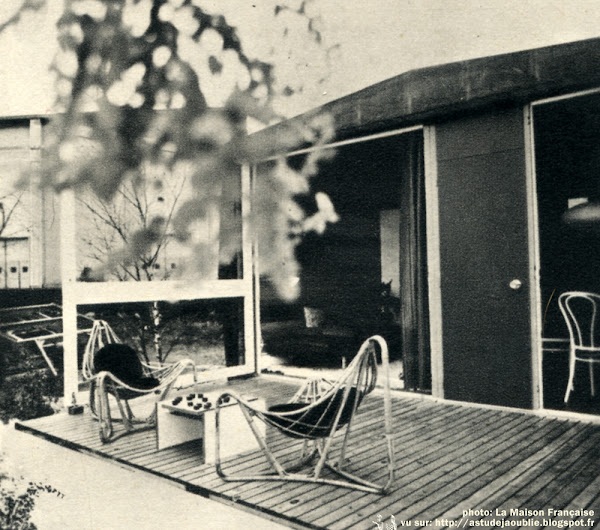 Maison de Week-end préfabriquée.  présentée au Salon des Artistes Décorateurs 1967  Architectes: Janine Abraham et Dirk Jan Rol  Création: 1967 