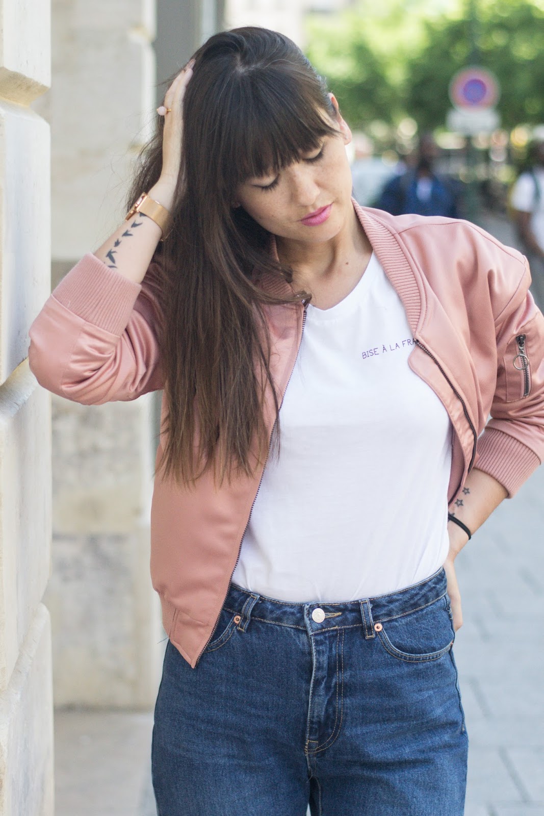 Parisian fashion blogger-look-meetmeinparee-paris-pink outfits-how to wear pink