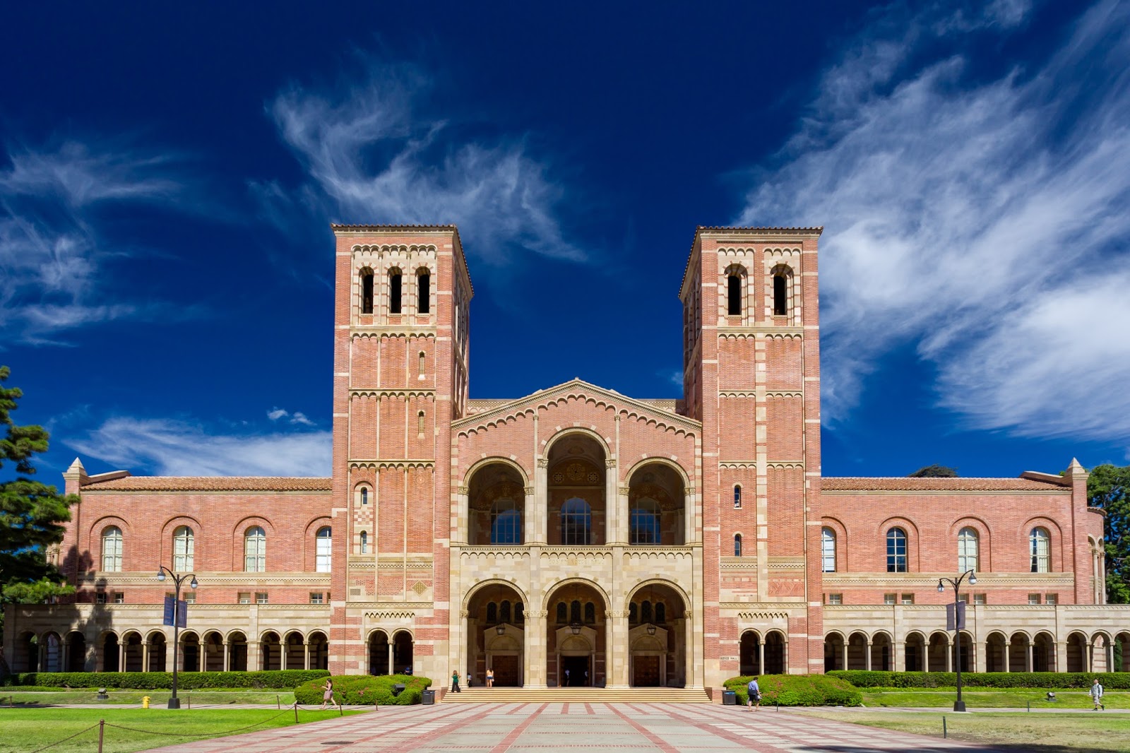 200+ Top University of California, Los Angeles Online Courses [2023]