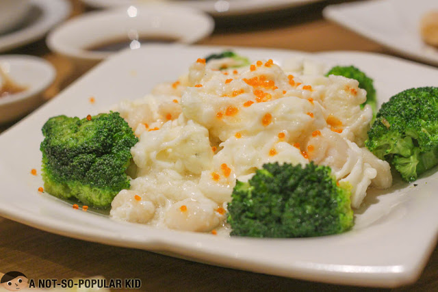 Sauteed Egg White with Scallops of Modern Shanghai