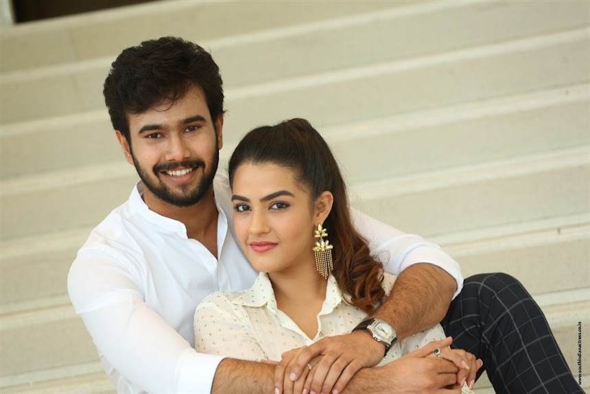 Kavya Thapar at Ee Maya Peremito Teaser Launch