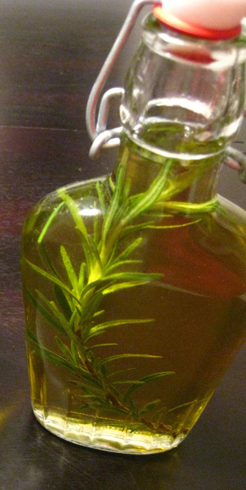 Lulu's Bite Homemade Rosemary Infused Olive Oil