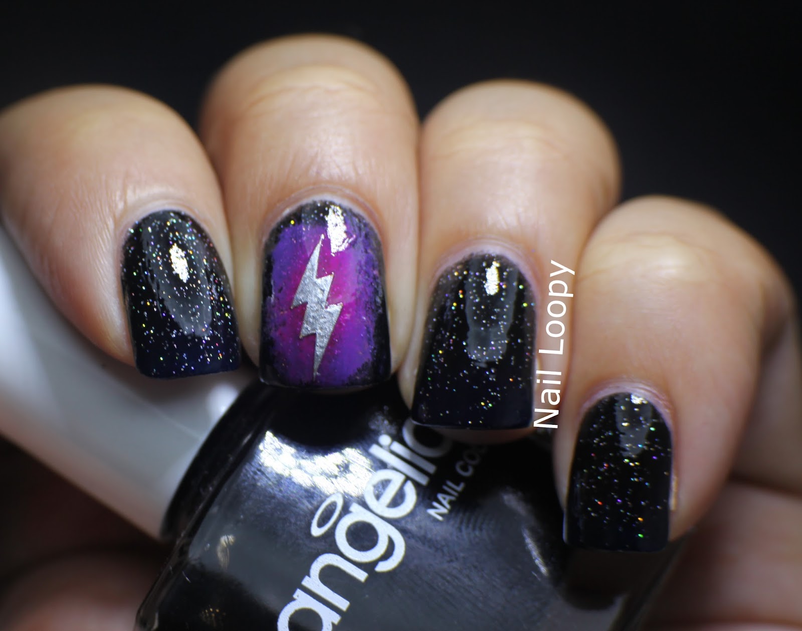 nail loopy LIGHTNING NAILS