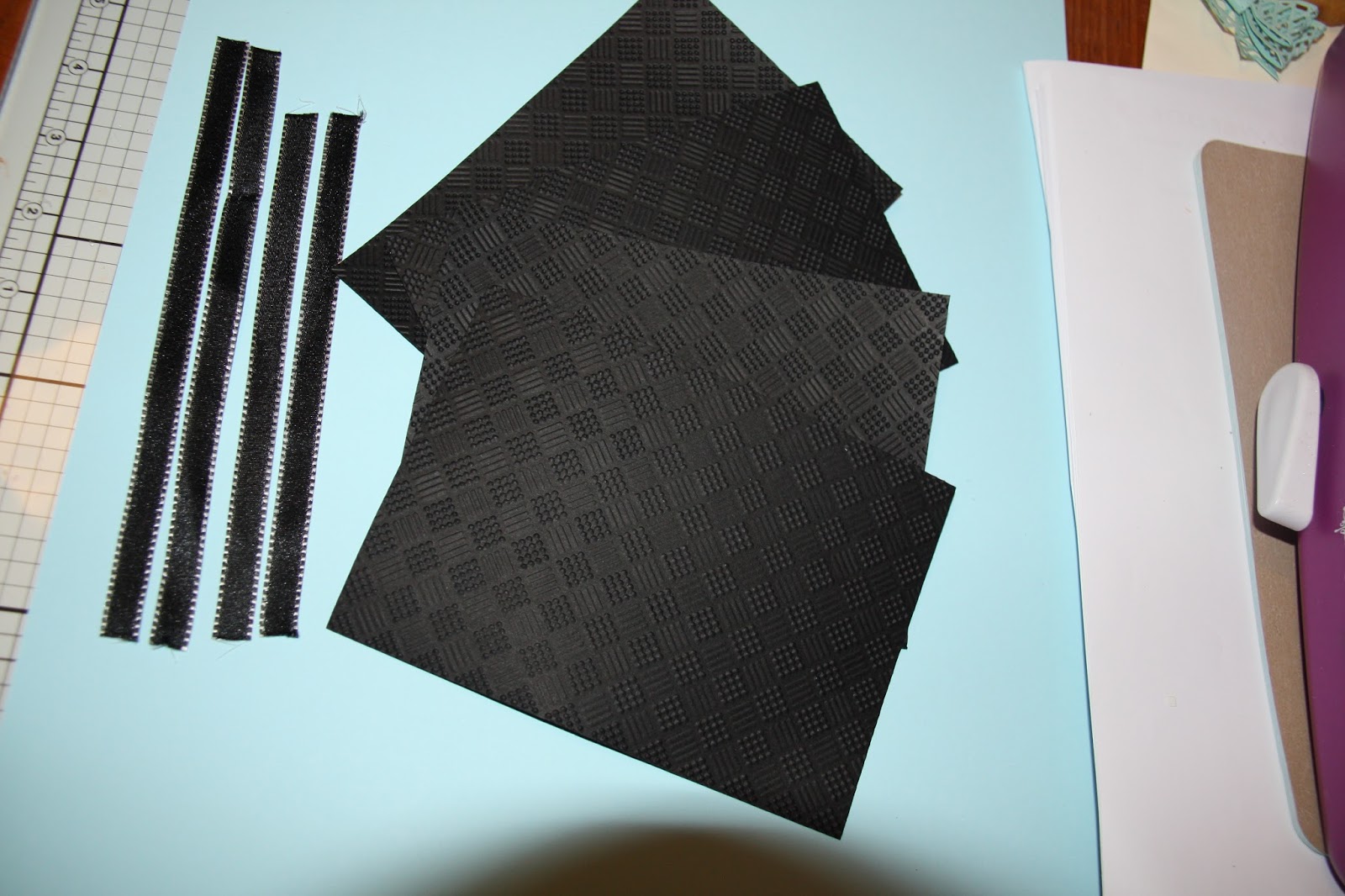 Cotswold Crafter: Magic Wallet Tutorial