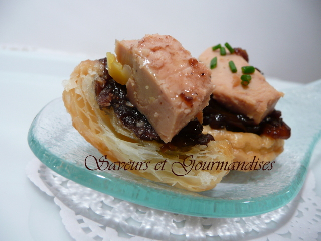 Mini-tartelettes Foie Gras Confit d’Oignons.