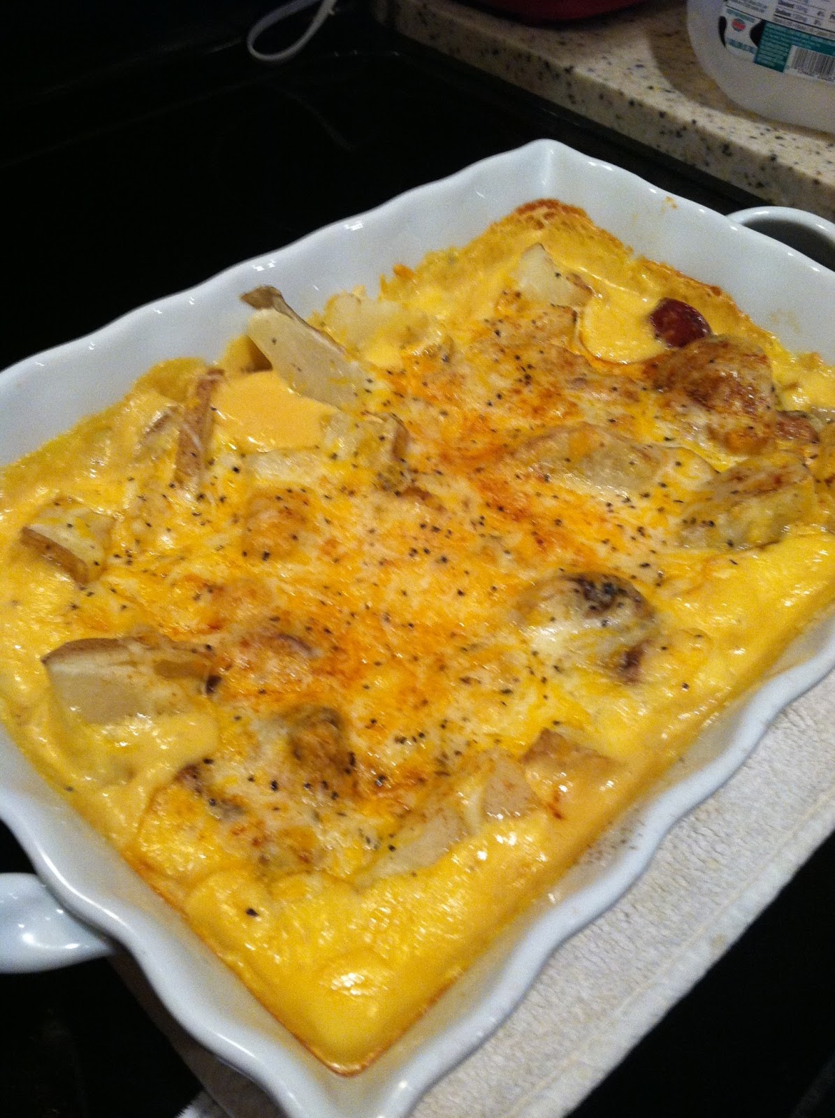 Sami's: Cheesy Potato Kielbasa Bake