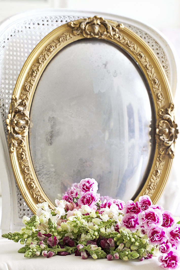 how to make a mirror from a picture frame