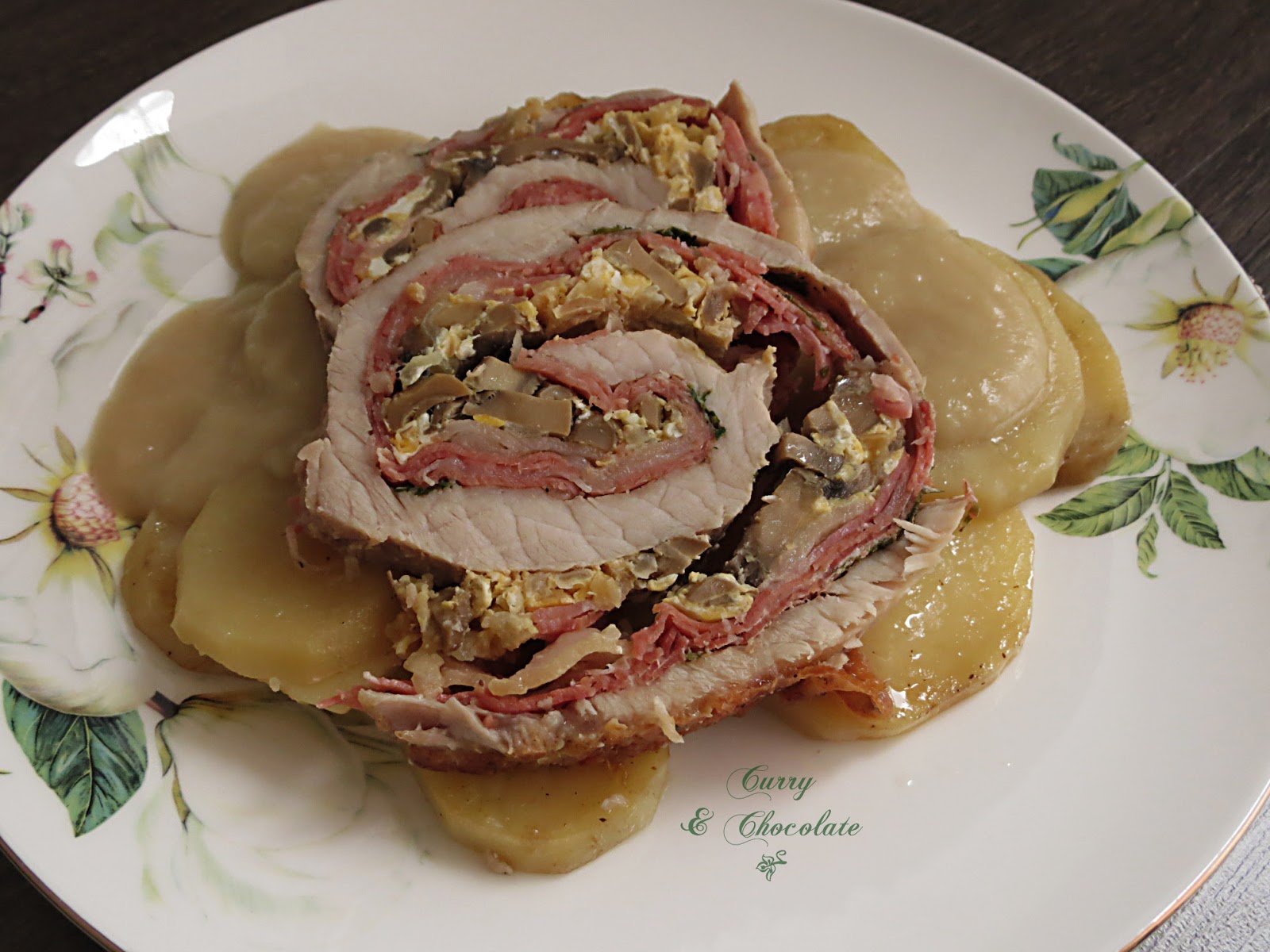 Lomo de cerdo asado y relleno para Navidad – Stuffed pork roast
