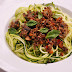 Zucchini-Spaghetti mit Linsen-Bolognese (vegan)