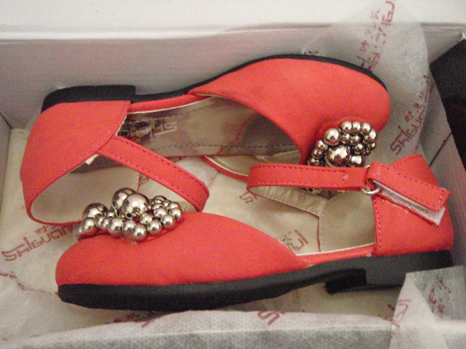 Replica Gucci & LV kids shoes: July 2011