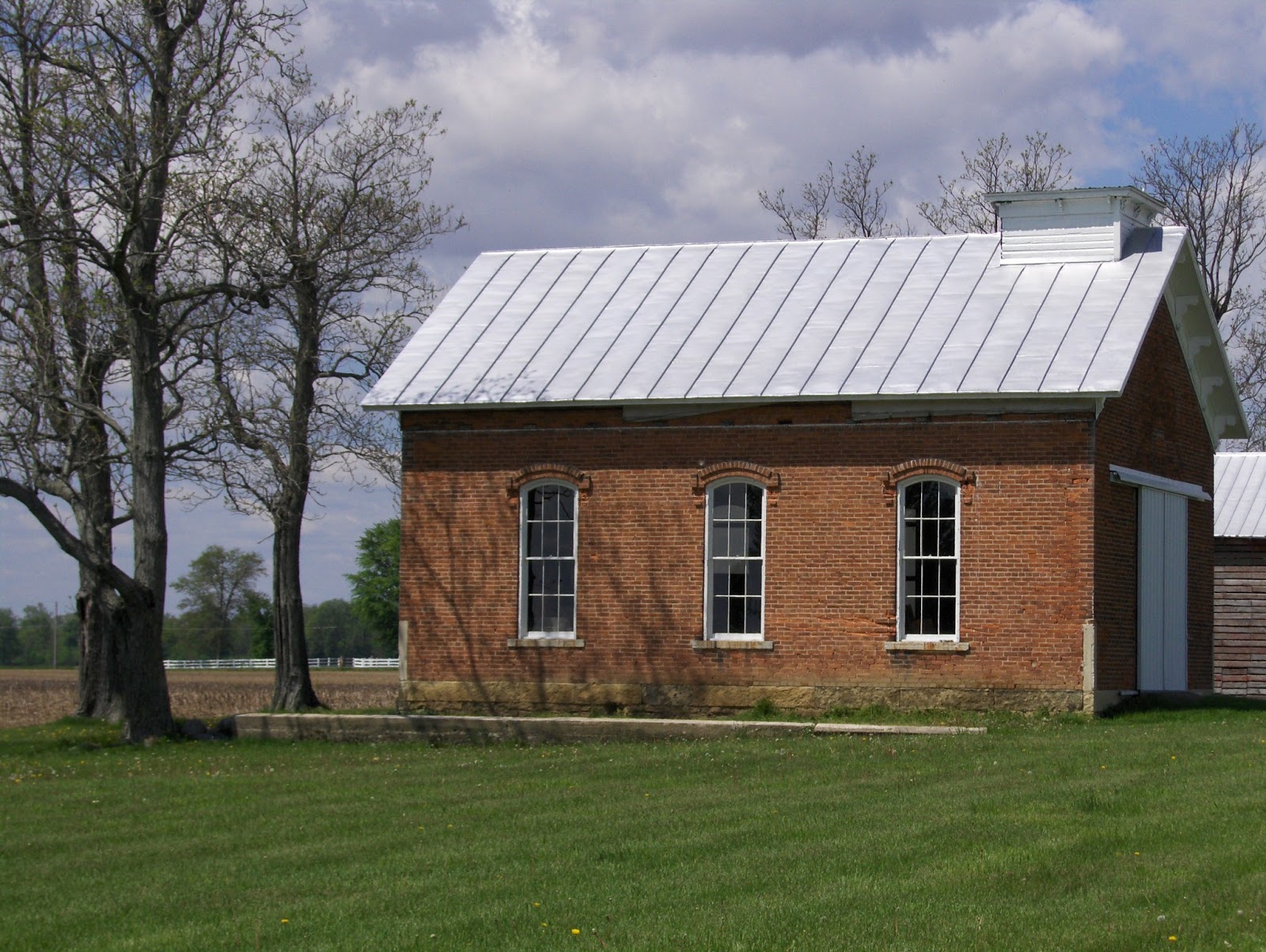 darkejournal-old-school-house-restoration-underway-month-of-may