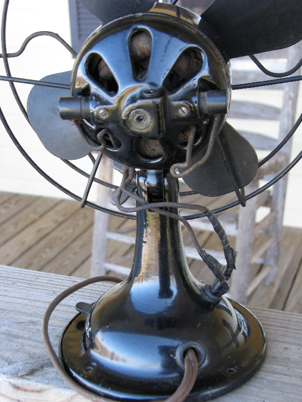 Brass and Iron: An antique fan collecting blog