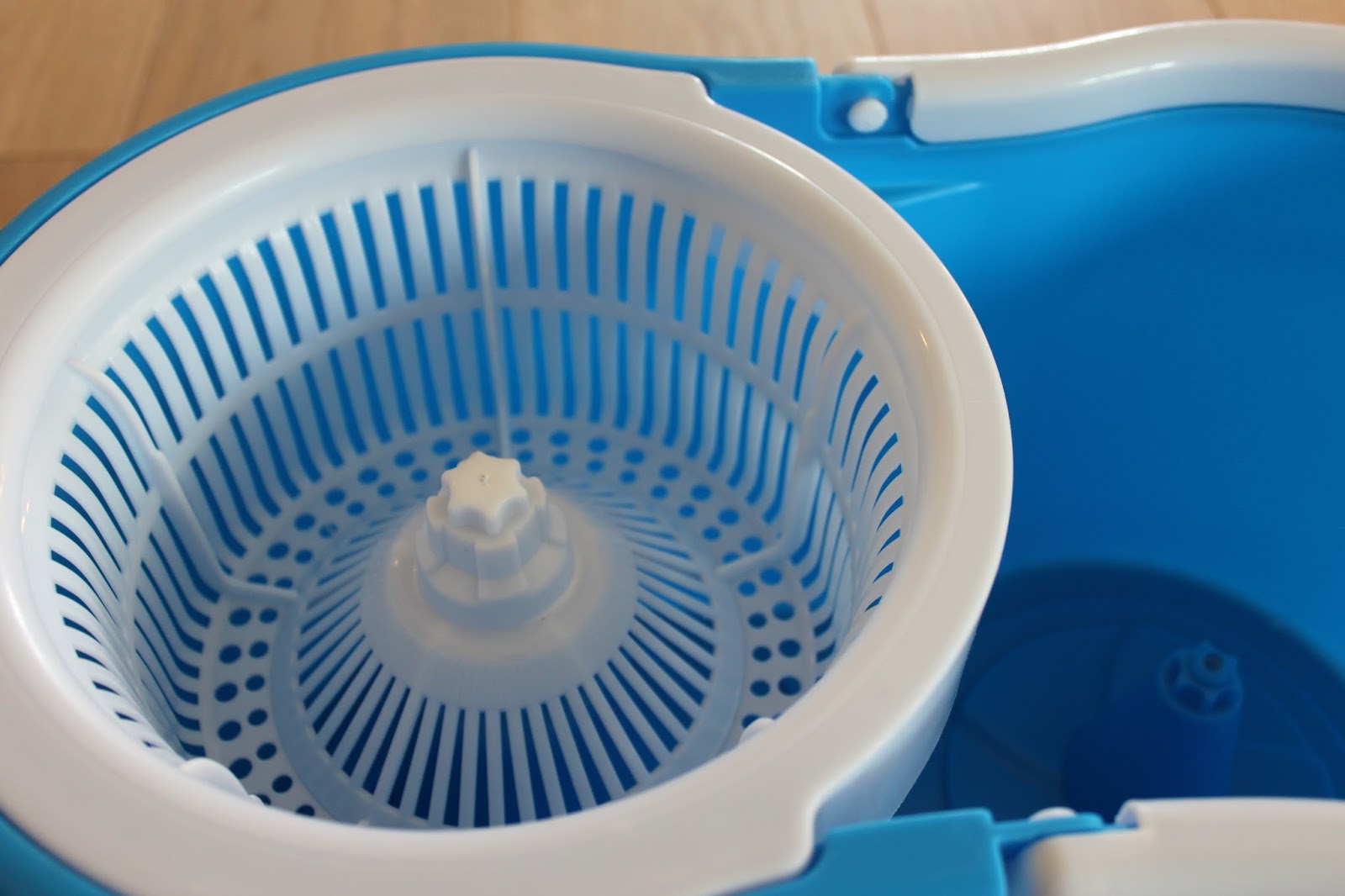 Mopnado Deluxe Spin Mop vs. MopDash vs. Woodsam spin mops ALL THINGS