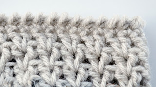 V-stitch Winter Beanie, free pattern, Over The Apple Tree