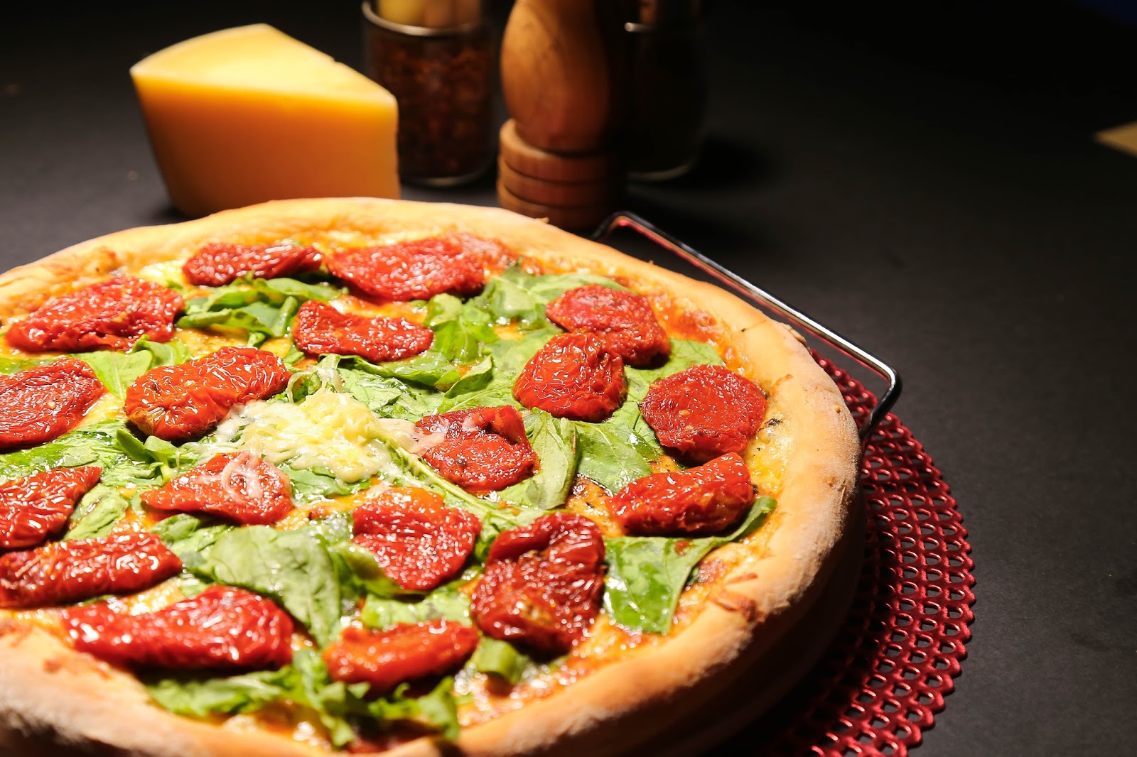 Grupo Menu reinaugura hoje Buono Amici's Pizzeria