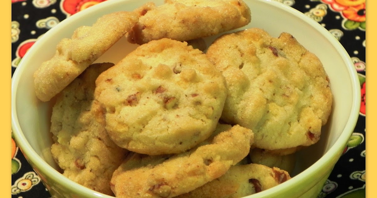 The Iowa Housewife Roxy's Potato Chip Cookies