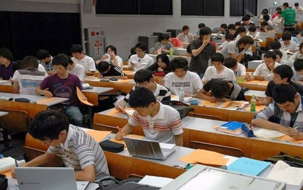 Apakah Biaya Kuliah Di Jepang Terjangkau? Menelisik Lebih Dalam Investasi Pendidikan Di Negeri Sakura Apakah Biaya Kuliah Di Jepang Terjangkau? Menelisik Lebih Dalam Investasi Pendidikan Di Negeri Sakura