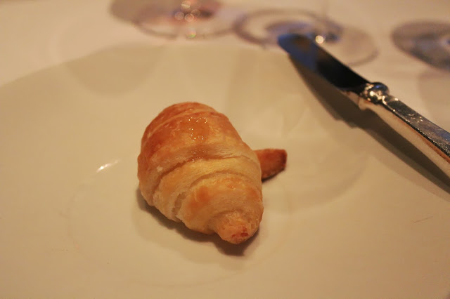 Croissant with honey at Menton