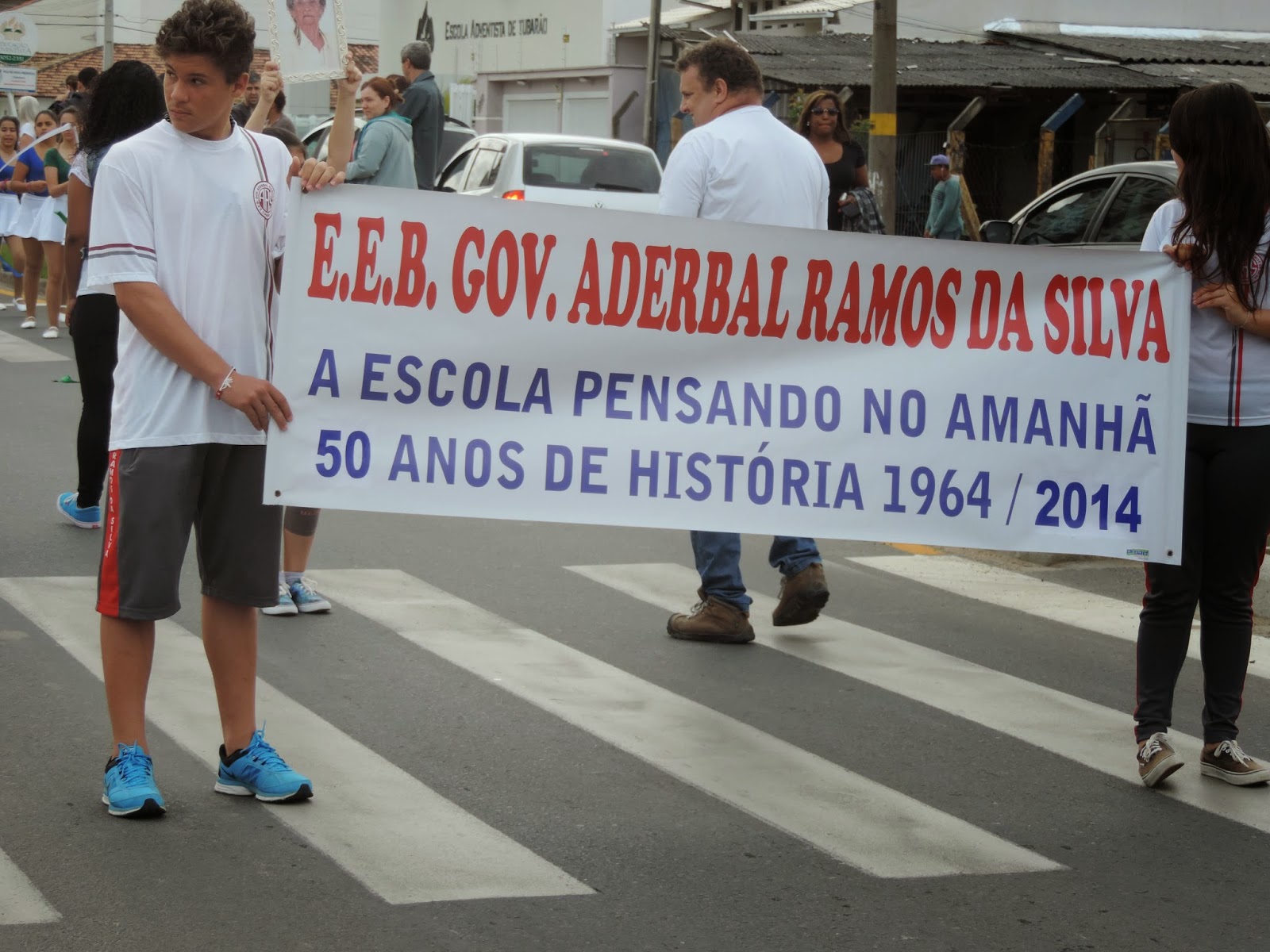 Blog da EEB Gov Aderbal Ramos da Silva - Tubarão - SC: Desfile Pelos 50 ...