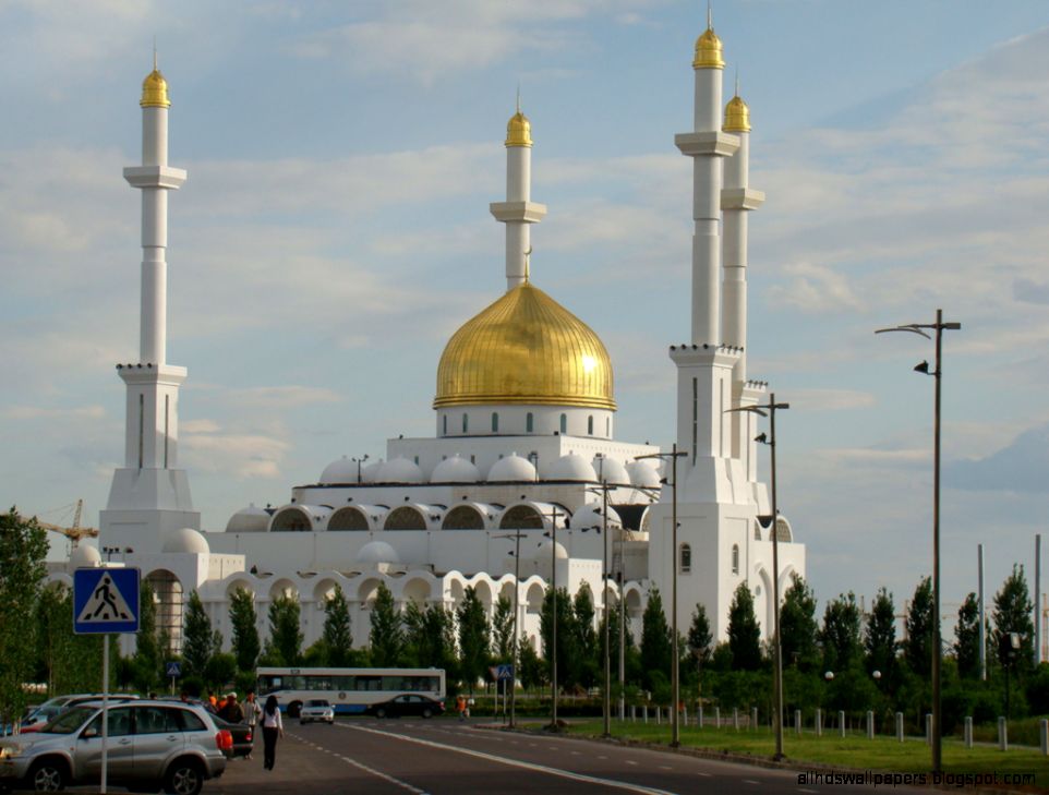 Nur Astana Mosque   Wikipedia the free encyclopedia