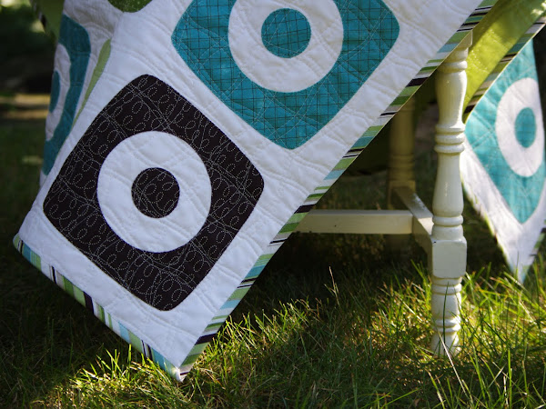 Boxy Rings Baby Quilt