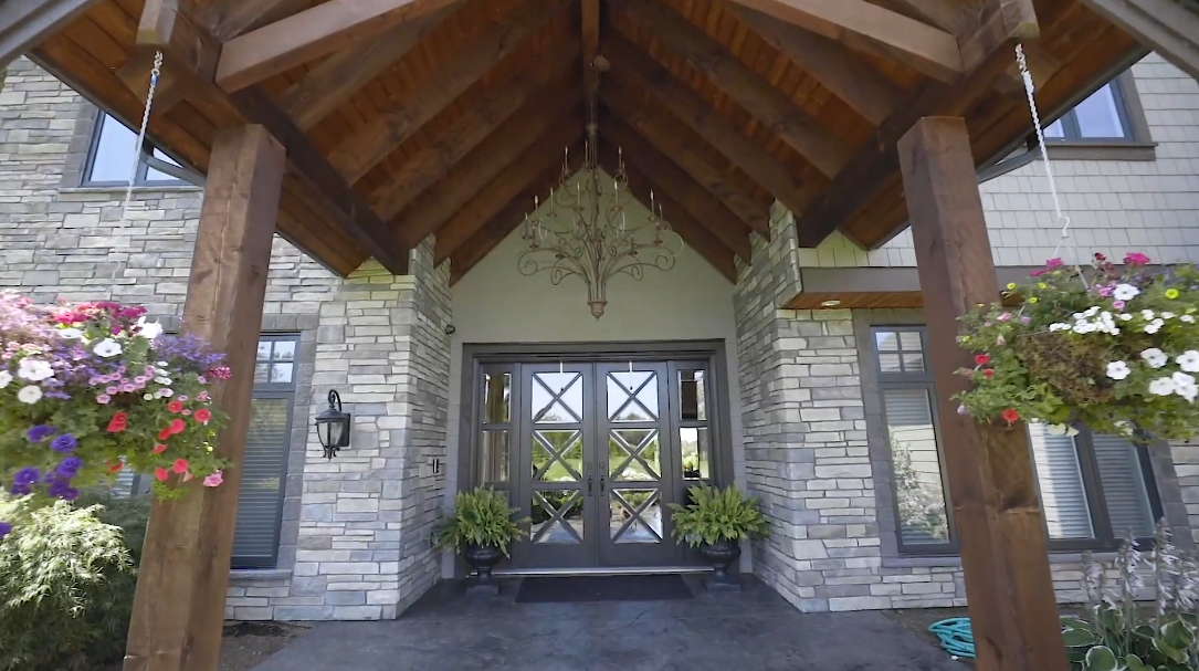 57 Interior Design Photos vs. 319 184 St, Surrey, BC Luxury Home Tour