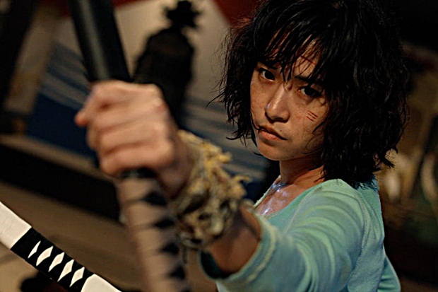 本ではゲイだったが、映画ではストレートになった7人の登場人物