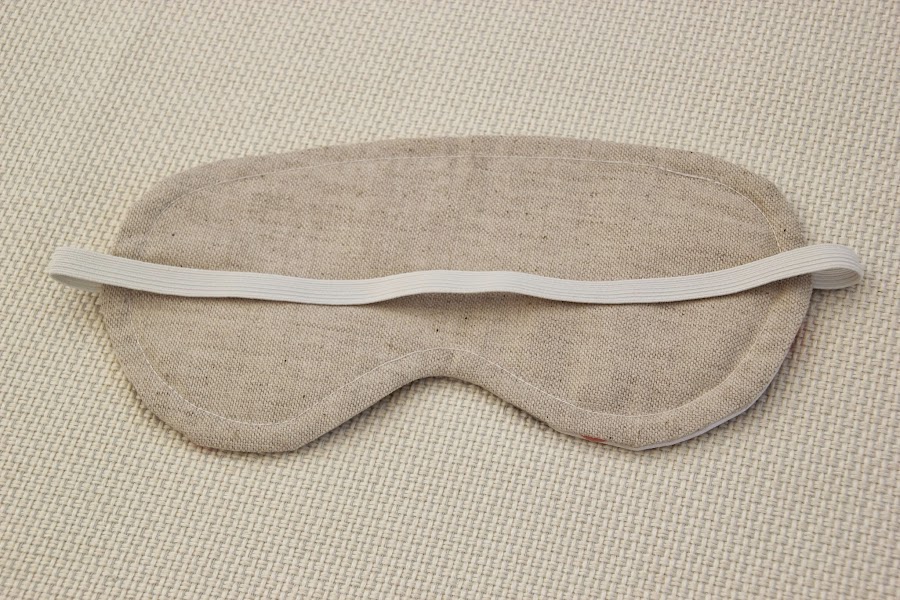 Clase de costura práctica: DIY Antifaz para dormir (patrón gratis incluido)