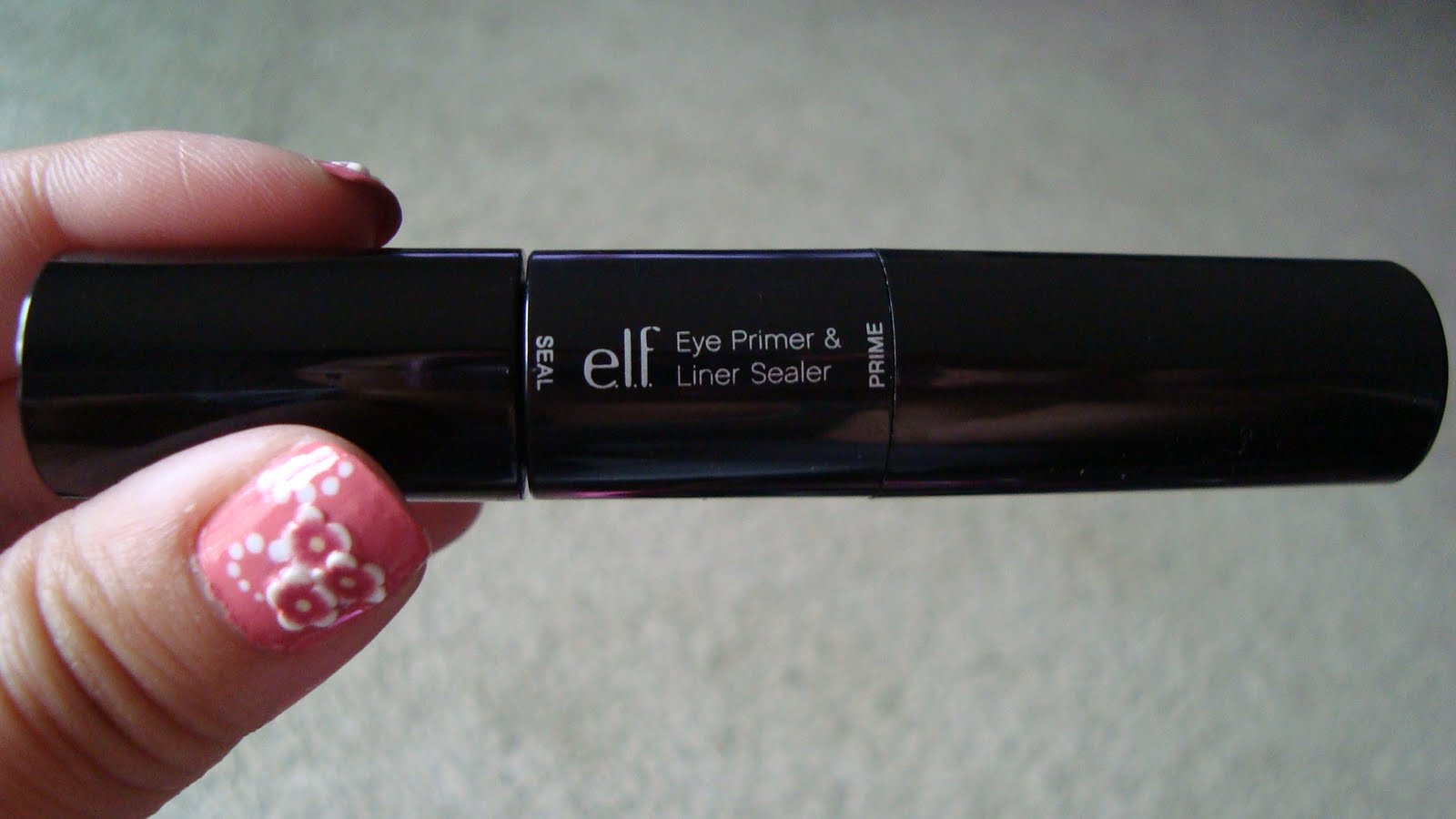 One Glass Slipper Elf Eye Primer & Liner Sealer Review