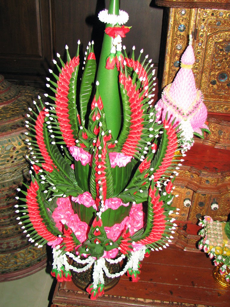Masters of Craft Traditional Thai flower arrangements