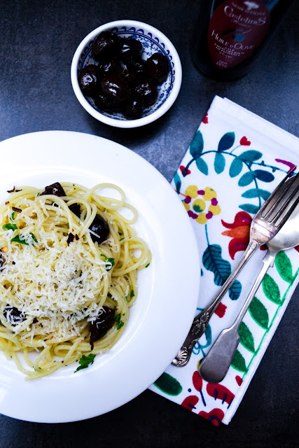 A bowl of  Simple Spaghetti with Olives