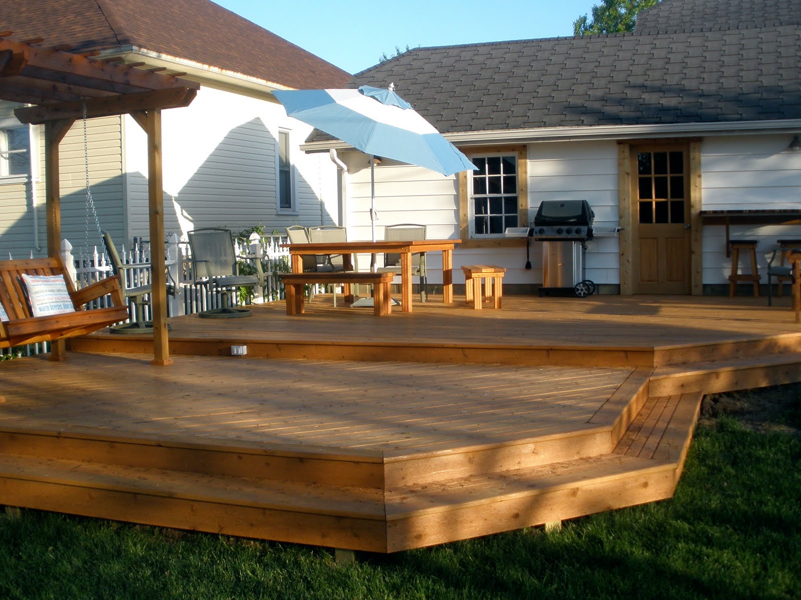 Wooden Dreams Wooden Dreams on Tiered Patio Ideas id=96069