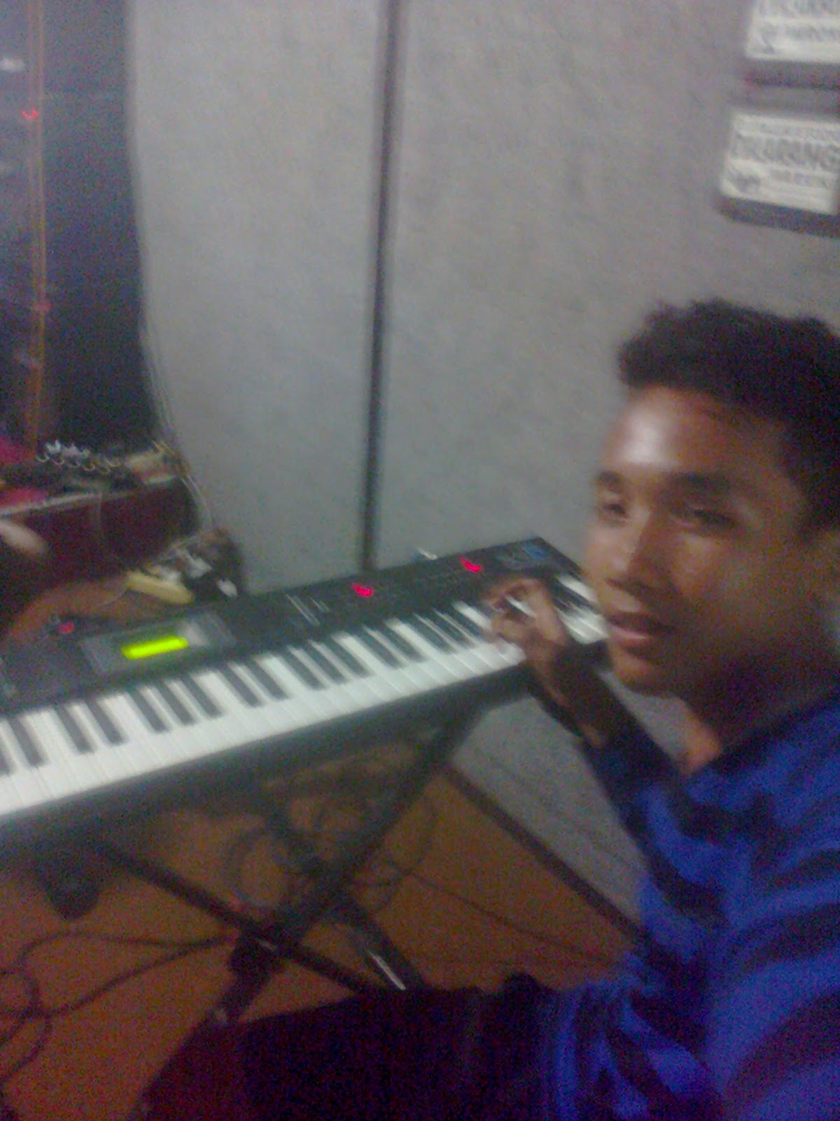 IMAMARIFBLOG: GARIS GAMBAR,HURUF,DAN ETIKET