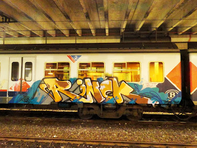 art on train