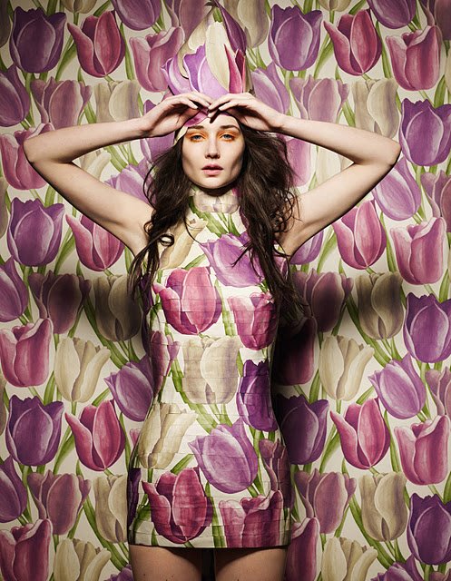 Damian Foxe Paper fashion dresses | Futuristic style