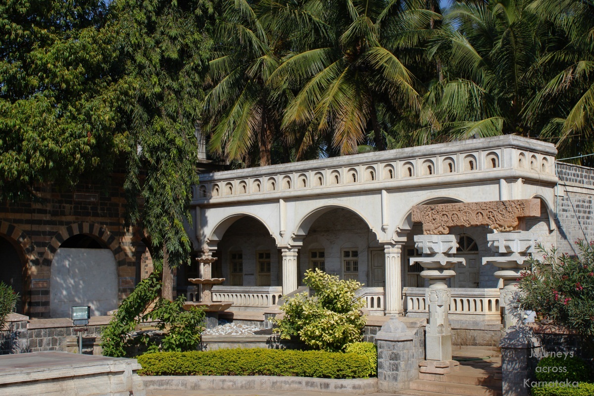 Journeys across Karnataka: Basaveshwara Devalaya, Basavana Bagewadi