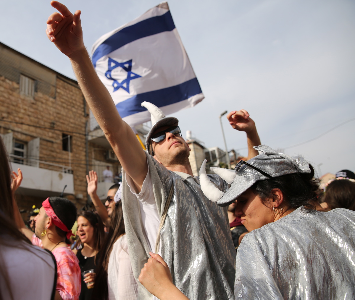 Праздник пурим у евреев 2024. Пурим в Израиле 2022. Пурим Тель Авив. Праздник Пурим в Израиле. Пурим (Тель-Авив) в Израиле.