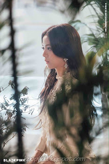 Foto Jisoo Black Pink Terbaru di MV Whistle Foto Jisoo Black Pink Terbaru di MV Whistle