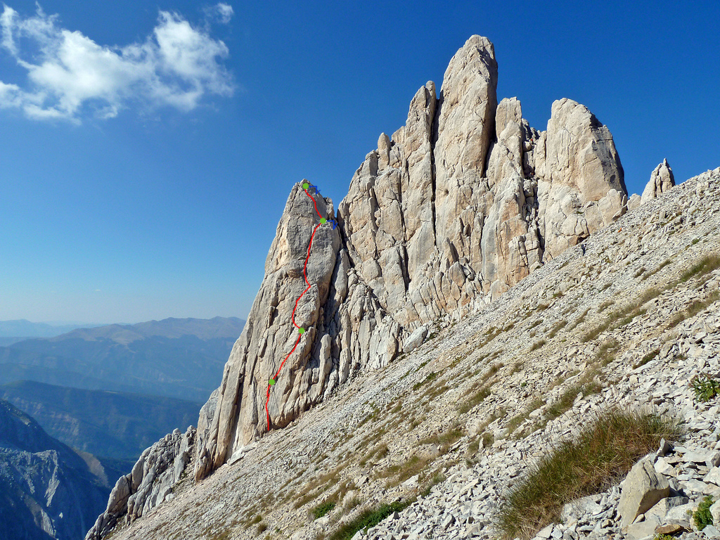 verticalRock Corno Piccolo Via dei Triestini 100m V+ verticalRock Corno Piccolo Via dei Triestini 100m V+