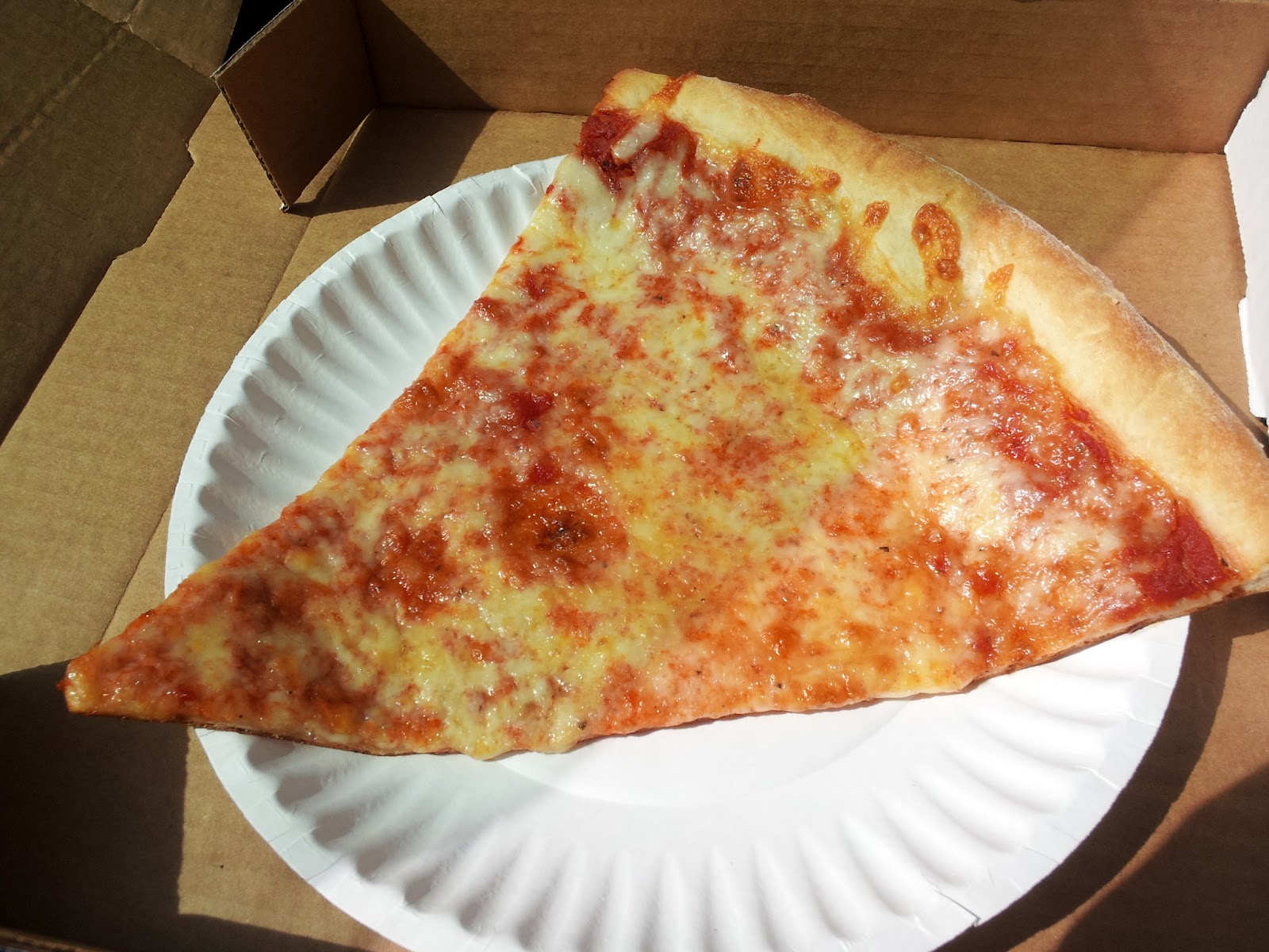 Watch Me Eat Downtown Pizza/Off the Traxx in Melbourne, FL