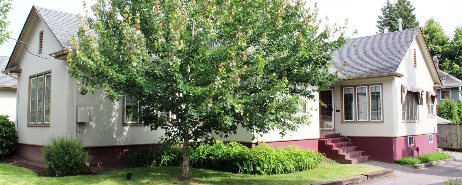 ABT UNK Those Places Thursday Villa Marconi / Laurel Bungalow Apartments, Portland, Oregon, an