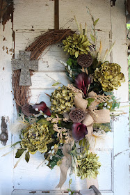rustic elegant floral wreath 