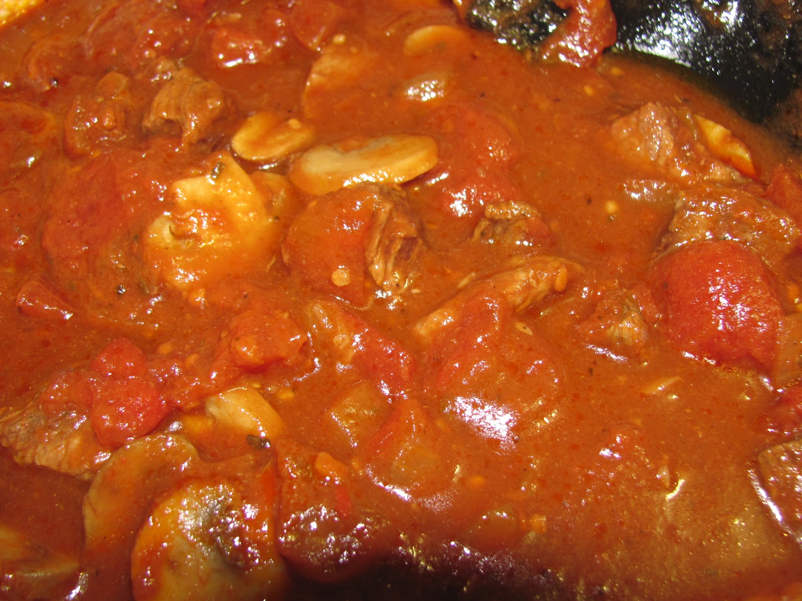 Healthy Choices SlowCooked Beef Cubes in a mushroom & onions tomato