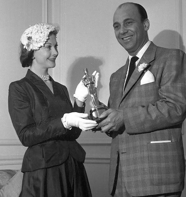 Все платья обладательниц премии Все платья обладательниц премии