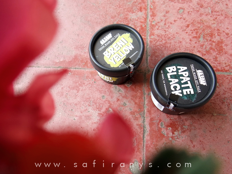 Download Safira Nys Review B Soap Apate Black Breni Yellow Mask Bdgbbxalthea PSD Mockup Templates