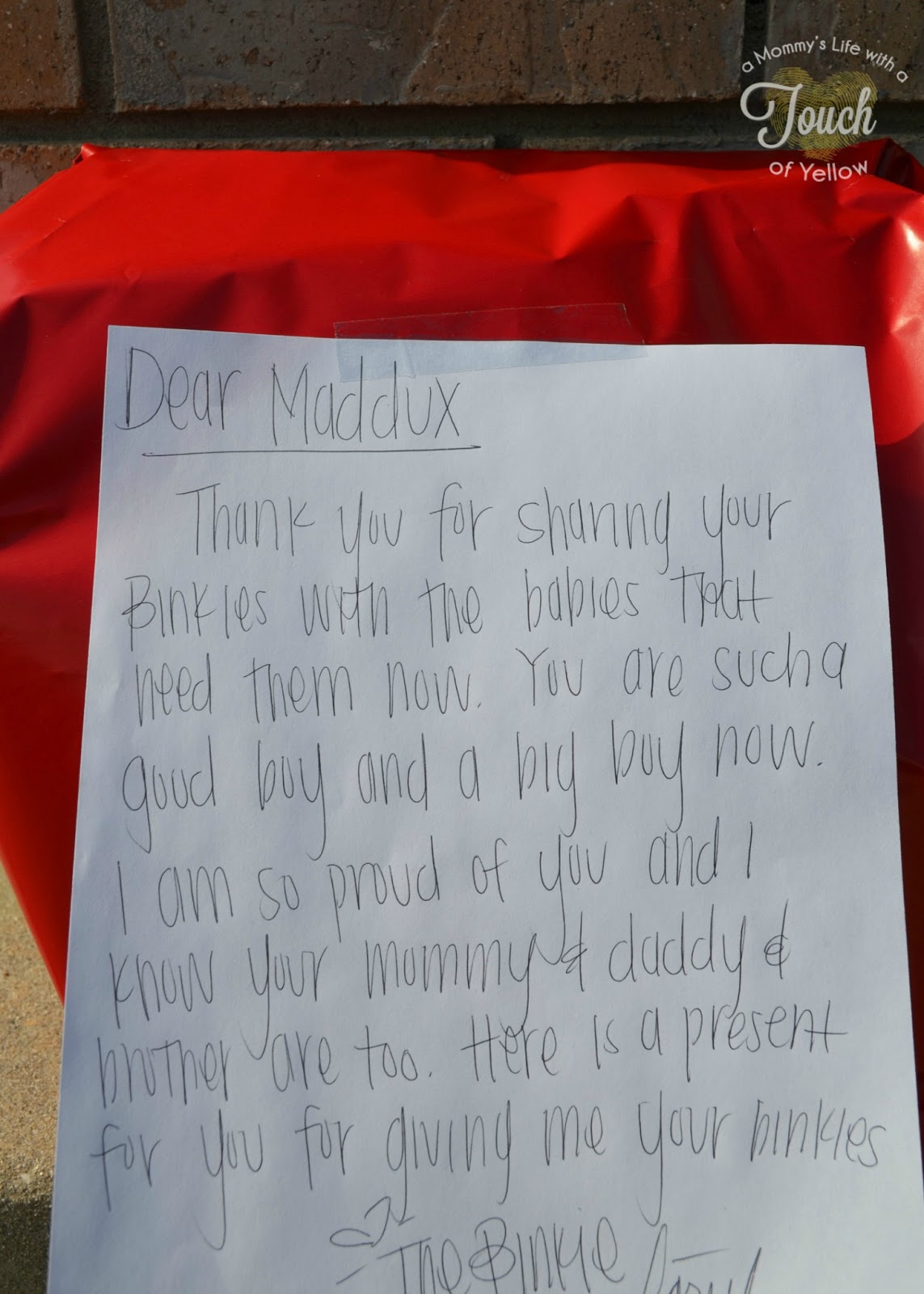 A mommy's life...with a touch of YELLOW How To take away the Binky