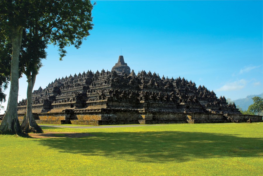 Sembilan Candi Peninggalan Kerajaan Mataram Kuno Tenda Sejarah Borobudur Nama
